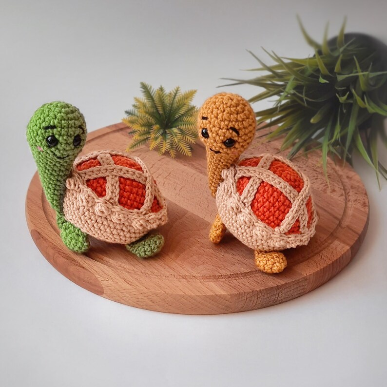 Pumpkin pie turtle crochet pattern, Turtle amigurumi, Pumpkin pie ornament, Crochet cute pattern, Fall crochet pattern image 4