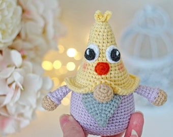 Easter crochet chicken gnome pattern - easy amigurumi easter chick ornament - cute crochet easter decor