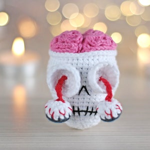 Skull crochet pattern sugar skull pattern easy halloween amigurumi pattern small diy halloween decor image 4