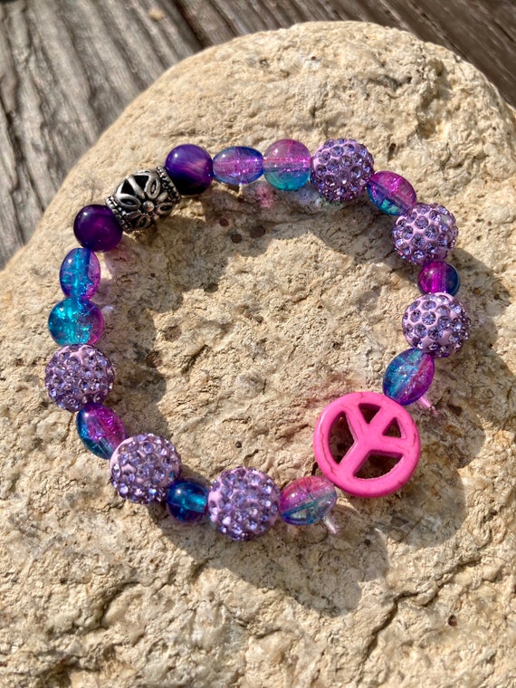 Pink & Purple Peace Sign Bracelet. Womens Bracelet. Gift for her. Gift for him. BOHO Bracelet. Boho Chic. Good Vibes