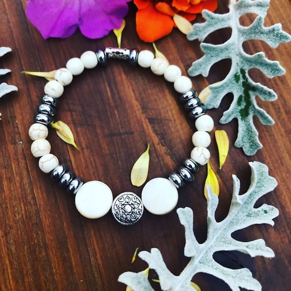 White & Silver Medallion Bracelet. Womens Bracelet/Gift for her