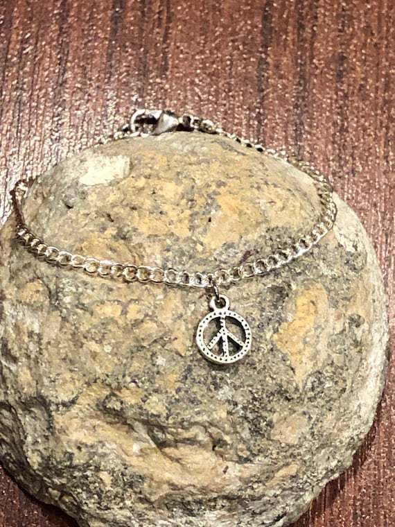 Peace Bracelet. Womens bracelet/Gift for her/BOHO Bracelet