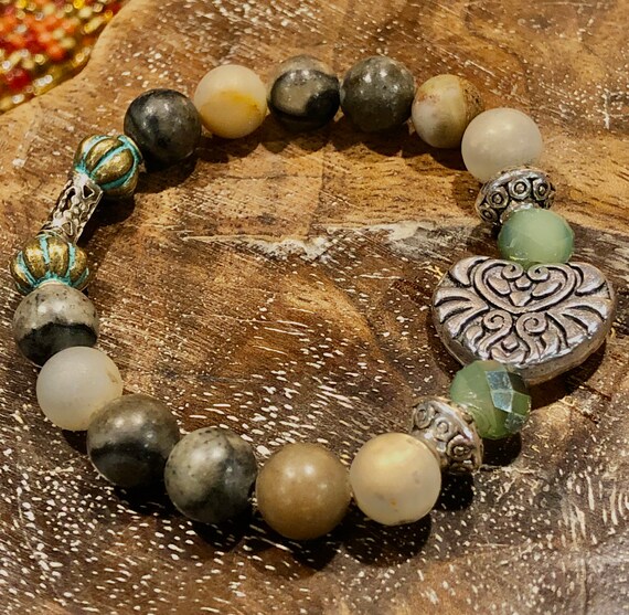 Heart Bracelet. Women’s Bracelet. Bohochic. Women’s jewelry. Boho. Bohemian Jewelry