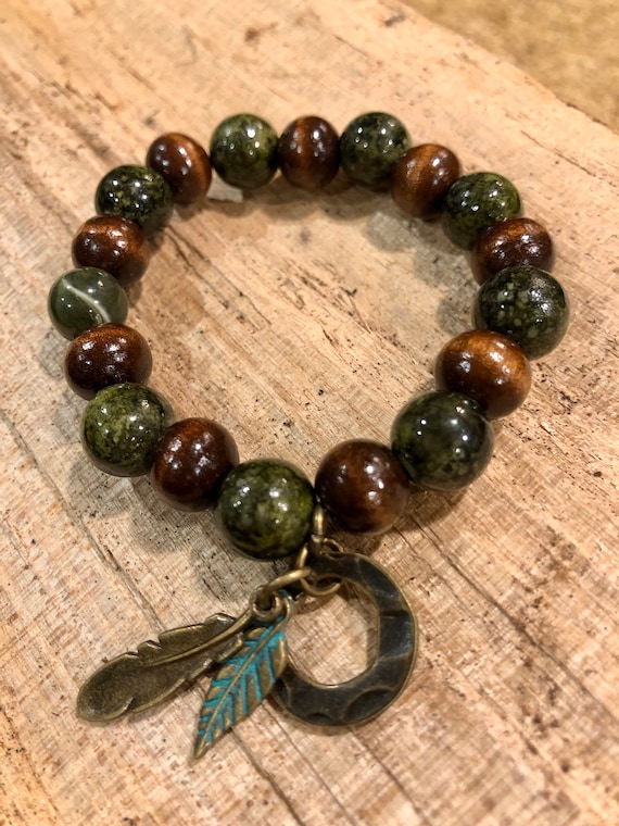 Forest Green Leaf Bracelet. Women's Bracelet. Leaf. Leaves. Nature. Boho Jewelry
