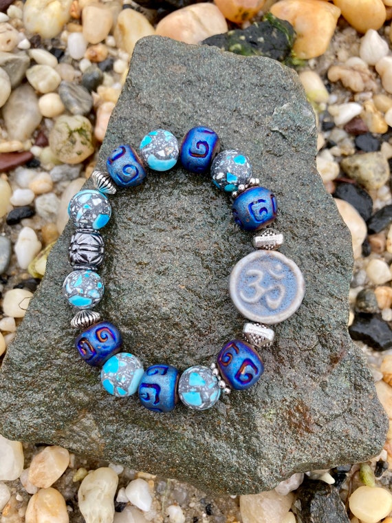 Om Bracelet. Women’s Bracelet. Men’s Bracelet. Zen Yoga. Sanskrit. Bohemian.Boho chic