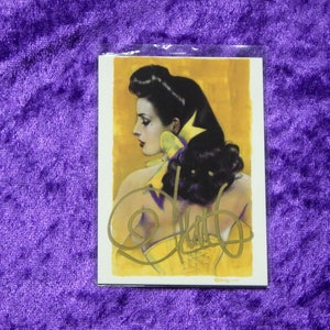 Olivia De Berardinis - Series 11 Metamorphosis - Vintage 2002 - Signed 'A1' Autographed Card - Near Mint!