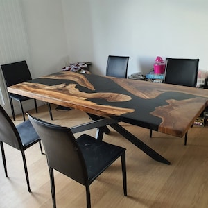 The price of 230 USD is per square foot of table area! Don&#39;t buy, ask for an offer please!! table, epoxy table, river table.