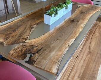 The price of 130 USD is per square foot of table area! Don't buy, ask for an offer please!! table, epoxy table, river table.