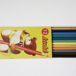 Vintage kleurpotloden gemaakt in Polen 60', 70' Collectible Sovjet-tijdperk potloden in kartonnen doos. Oude maar nooit gebruikte potloden uit Polen