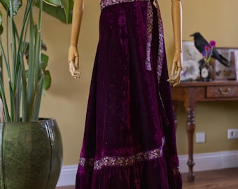 BLACKFISH The Label The Omen Skirt Heady - fortune teller / witch / bohemian / velvet / pagan