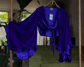 BLACKFISH The Label Litha Blouse Sapphire - Bohemian / witchy aesthetic  / hippie velvet wide-sleeved blouse