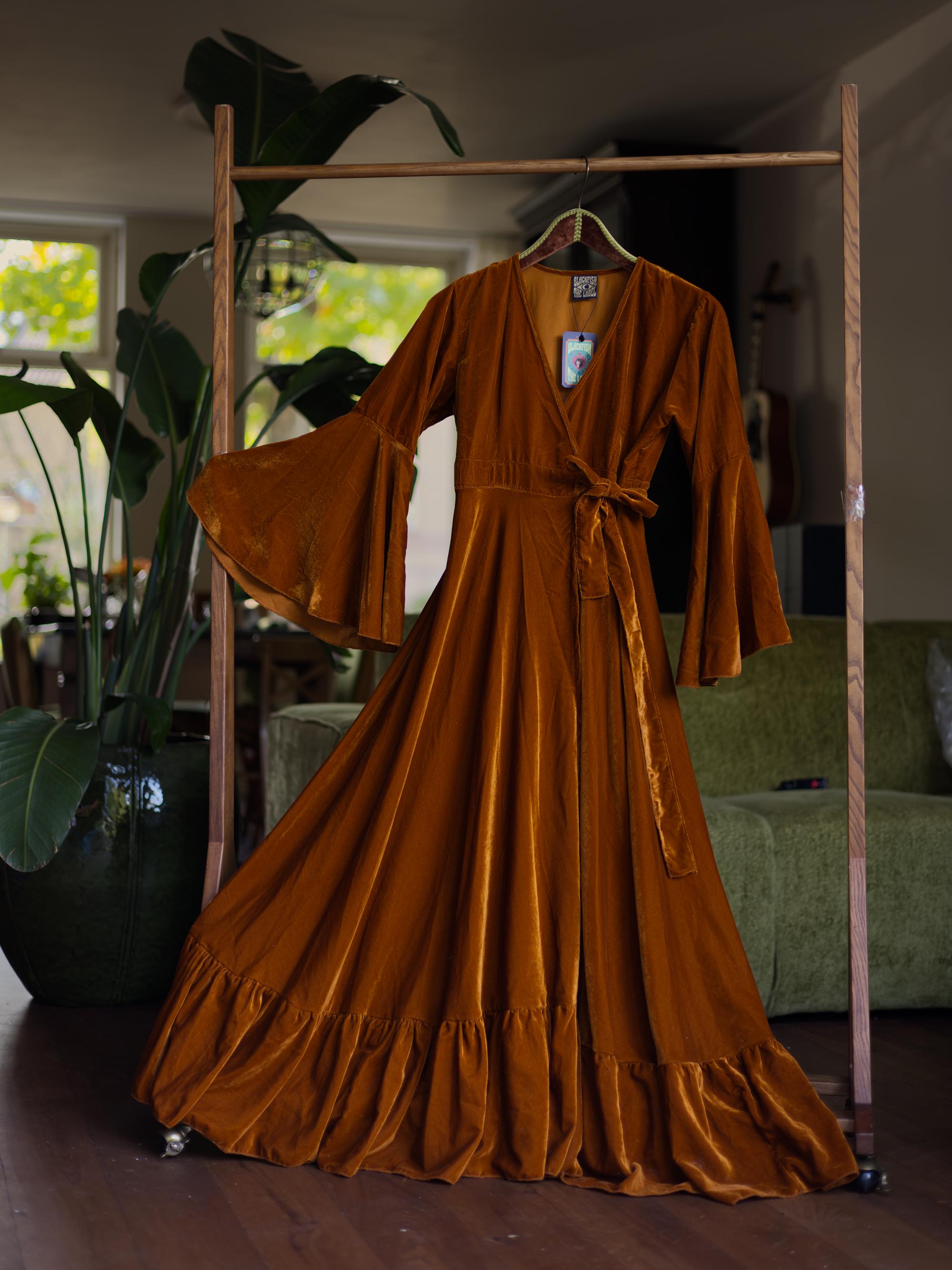 BLACKFISH The Label The Aurelia Dress Ruska - Bohemian / witch / hippie velvet wide-sleeved wrap Dress