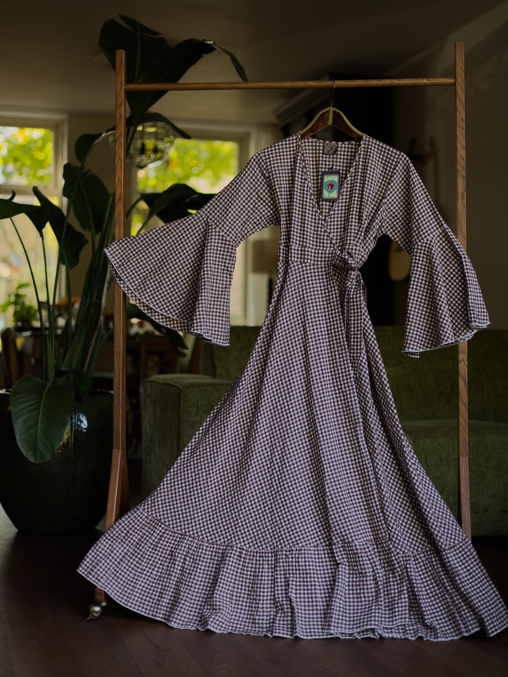 open lace back dress Amazon.com: Cosplay.fm Women's Vintage Princess Cosplay Costume Outfit  Peasant Dress with Shawl Petticoat (M) : Clothing, Shoes & Jewelry