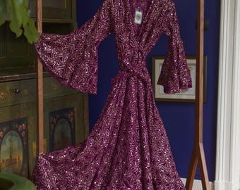 BLACKFISH The Label The Aurora Dress Prunelle - Bohemian / witch / hippie velvet wide-sleeved wrap dress