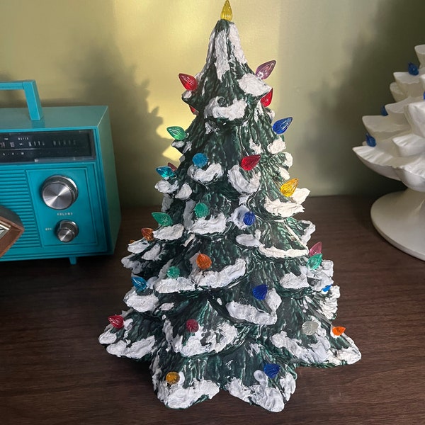 Vintage 1989 ceramic Christmas tree no base.