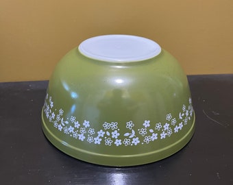 Vintage Pyrex spring blossom/crazy daisy Mixing bowl 403