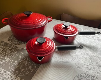 Vintage Le Cresuset size 24, 16, 14 cast iron such oven pots