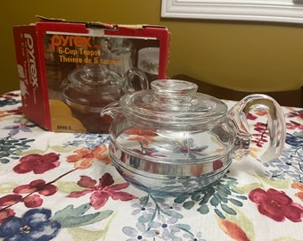 Vintage pyrex flameware tea pot new in box MCM