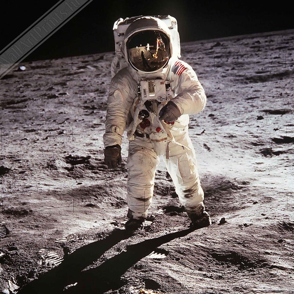 Buzz Aldrin Moon Landing Poster, Famous Photo Print From 1969, Vintage Wall Art - Apollo 11 Moon Landing UK, EU USA Domestic Shipping