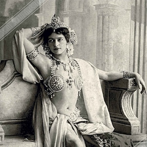 Mata Hari Poster, Exotic Spy Dancer 1906, Vintage Photo Portrait - Mata Hari Print UK, EU USA Domestic Shipping