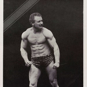 Poster di Eugen Sandow, culturista vittoriano, foto d'epoca, stampa di Eugen Sandow - Victorian Strongman Beefcake, spedizione nazionale nel Regno Unito, UE e USA