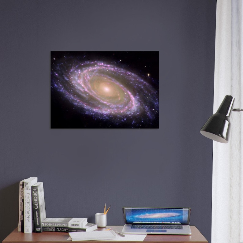 Pôster da Galáxia Ursa Maior: Impressão do Telescópio Hubble imagem 6