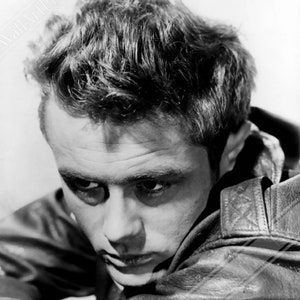 James Dean Poster, Hollywood Legend, Vintage Photo - Iconic James Dean Print - Hollywood Silver Screen Star UK, EU USA Domestic Shipping