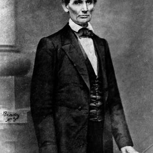 Abraham Lincoln Portrait Photo Poster, Famous Print Photo From 1860, Photo That Propelled Lincoln To Greatness UK, EU USA Domestic Shipping