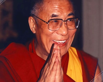 Dalai Lama Poster, Showing Gratitude - Dalai Lama Print - Spiritual Avatar UK, EU USA Domestic Shipping