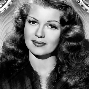 Rita Hayworth Poster, The Love Goddess, Vintage Photo - Iconic Rita Hayworth Print - Hollywood Silver Screen Star