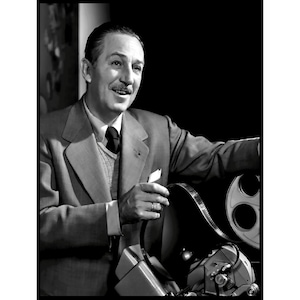 Walt Disney Poster, Disney Legend, Vintage Photo - Iconic Walt Disney Print - Uncle Walt Disney Founder UK, EU USA Domestic Shipping