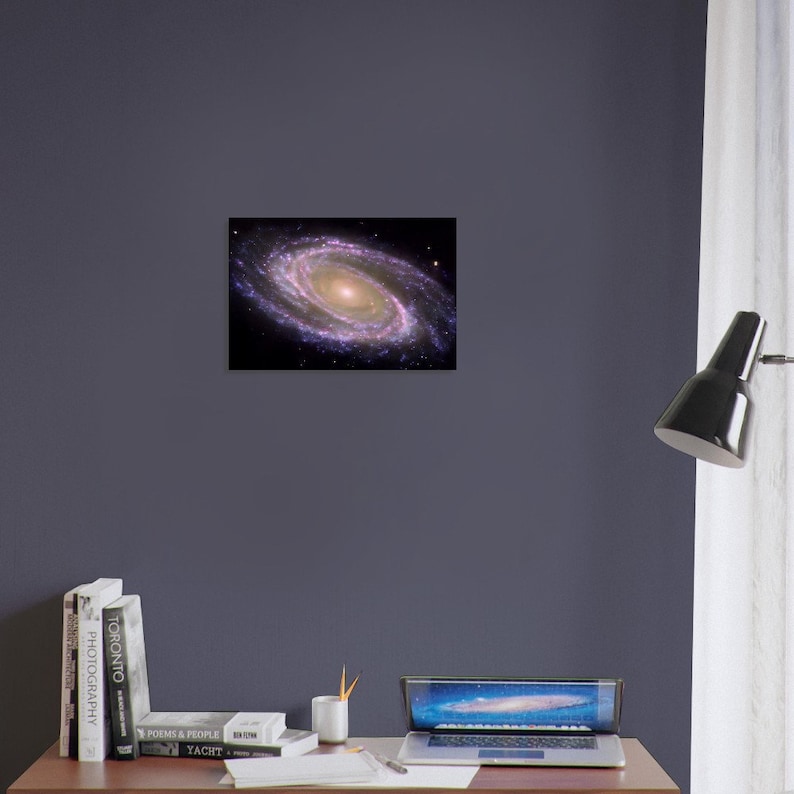 Pôster da Galáxia Ursa Maior: Impressão do Telescópio Hubble imagem 3