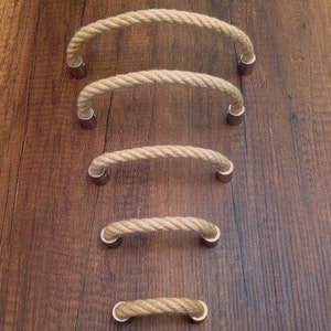Maniglie per cassetti in corda di iuta nautica - Maniglie per cassetti in ottone e corda - Maniglie per cassetti Boho - Maniglie per cassetti scandinave - Pomelli da fattoria -