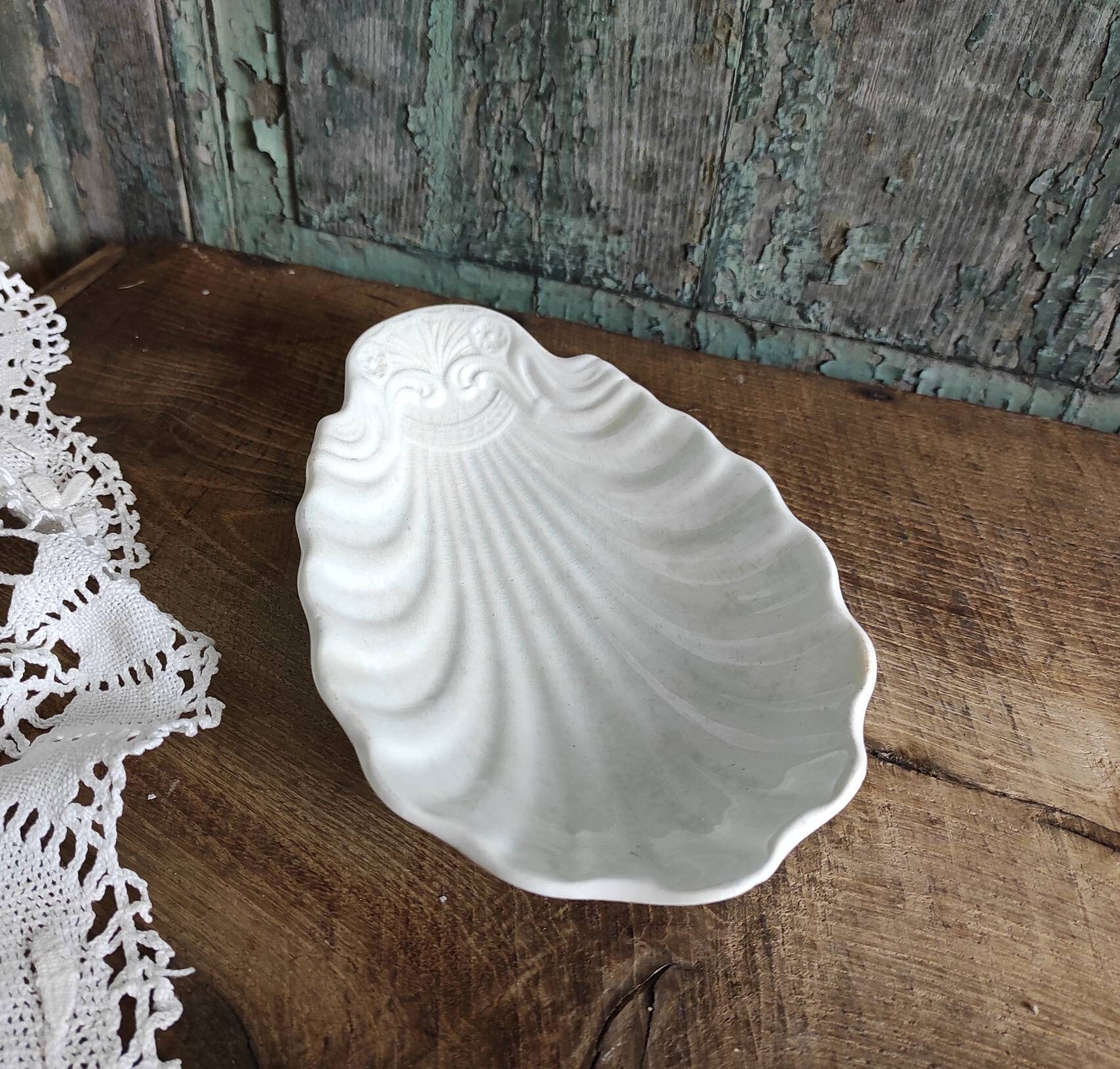 Belle Coquille de Savon Vintage Français en Forme Savon, Creil Montereau