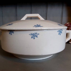 Piękna zabytkowa francuska porcelanowa waza do zupy