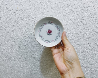 Vintage Taiwanese Tatung Round White Porcelain Sauce Dish with Pink Floral Rose Design - Condiments and Soy Sauce