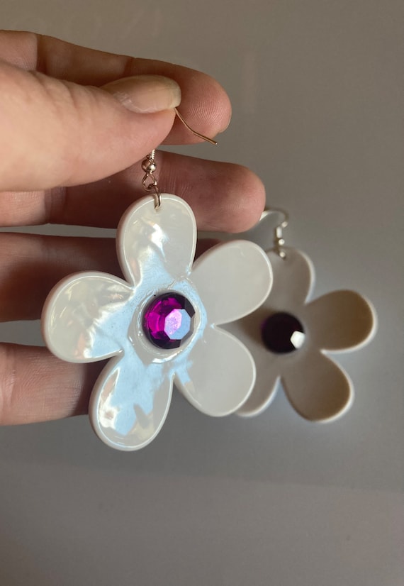Marc jacobs daisy earrings deals