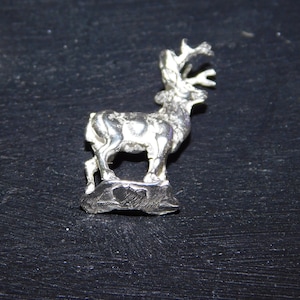 Buck White Tail Deer Sterling Silver Pendant 152