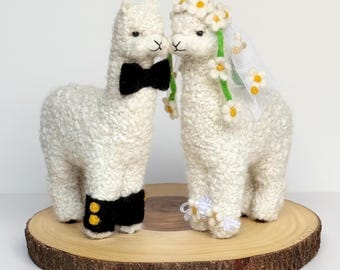 Needle Felted Alpaca Wedding Cake Topper Bride and Groom Figurines Handmade Wedding Gift