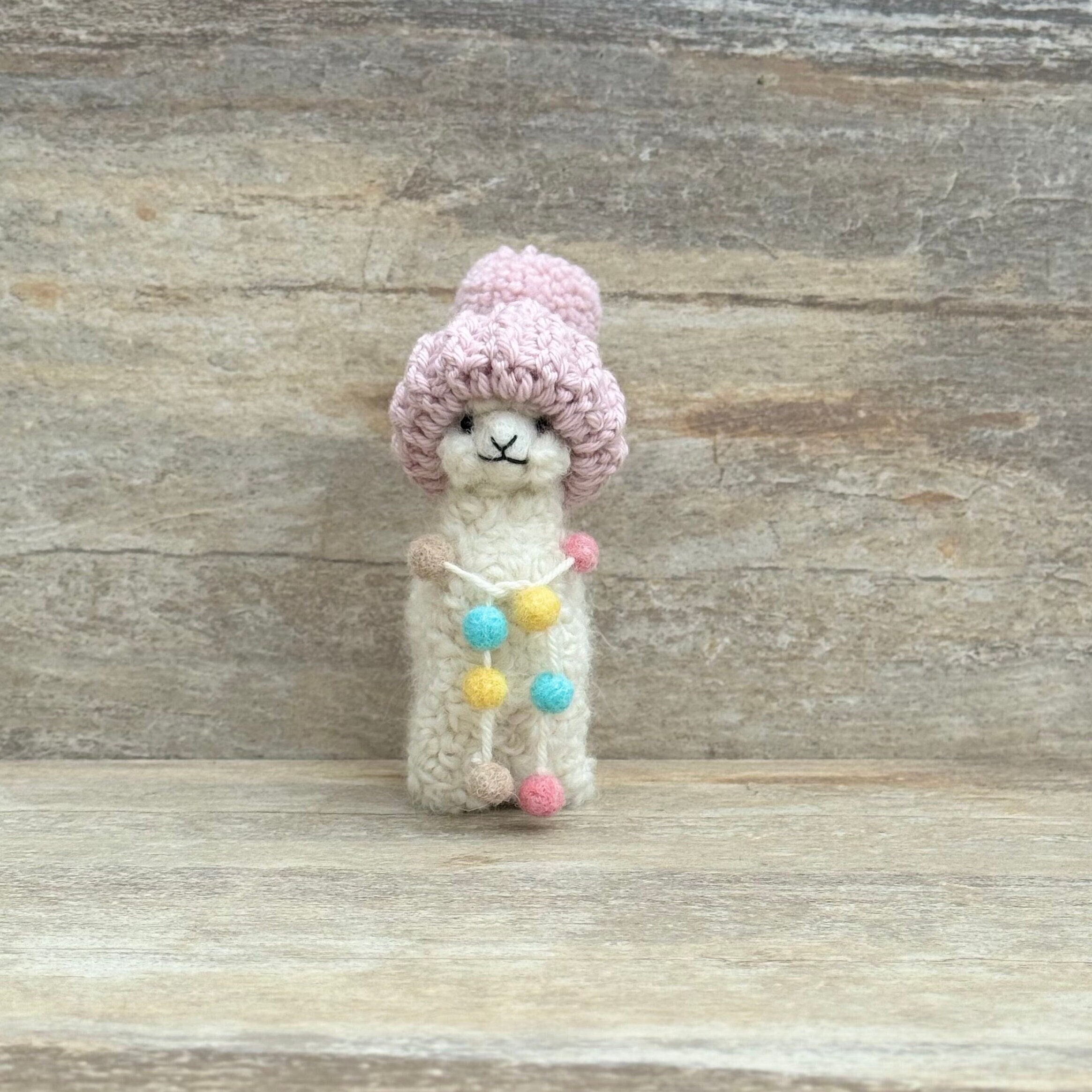 White Baby Alpaca Yarn DK for Crocheting or Knitting/ INDIECITA Double  Knitting 4/9 Baby Alpaca Yarn 