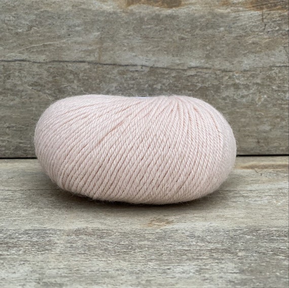 Light Pink Baby Alpaca Yarn From Peru for Crocheting or Knitting/ INDIECITA  DK Baby Alpaca Yarn/ Luxurious and Soft Alpaca Yarn 