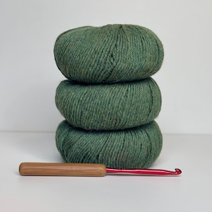 Green Baby Alpaca Yarn DK Weight Soft Peruvian Indiecita Yarn for Knitting and Crocheting Gift for Knitter or Crochet Lover