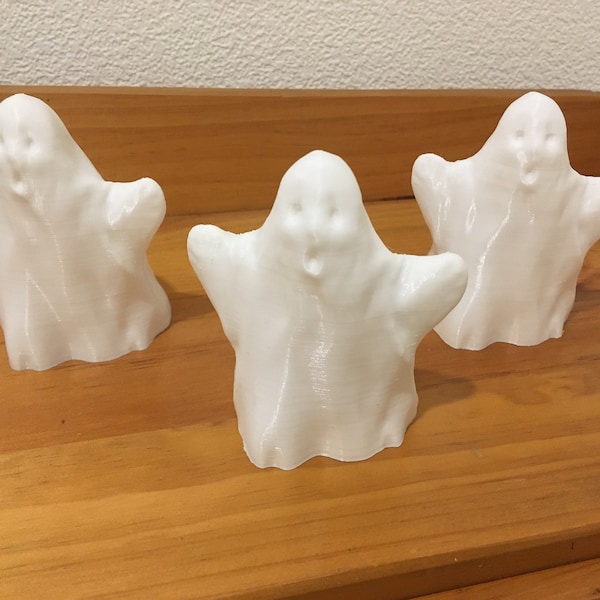 Décoration Halloween "3 petits fantômes lumineux"