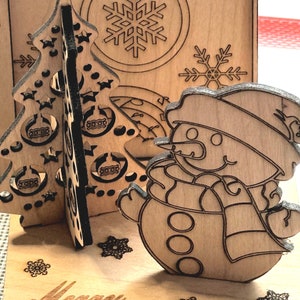 Carte de Noël pop-up 3D personnalisée en bois, cadeau à collectionner, cadeau de vacances en bois naturel, arbre à puzzle, bonhomme de neige, motif de vacances.