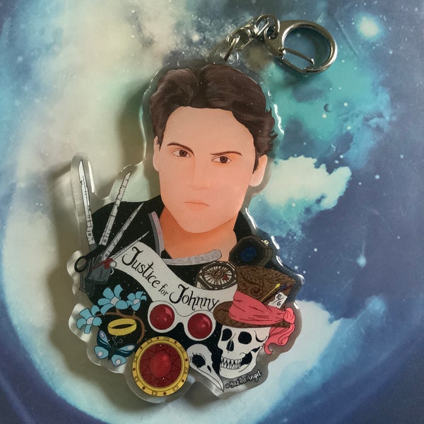 Johnny Depp ‘Justice For Johnny’ Tim Burton Disney Movie Characters Edward Scissorhands Sleepy Hollow Dark Shadows Inspired Charm Key Chain