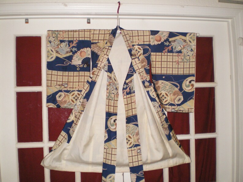 Darling Vintage Silk Child/'sBoys Kimono Japanese Design All Hand Stitched
