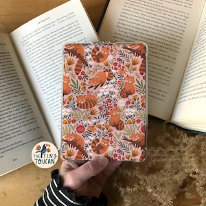 Encartes ilustrados Red Pandas E-Reader/Kindle. Papel cartão texturizado premium. Escolha e misture designs. Padrões Cottagecore.