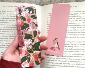 Strawberry Birds bookmark. With or without tassel- Kawaii illustrated bookmark- Book worm gift- Book lover-  Pretty Stationery