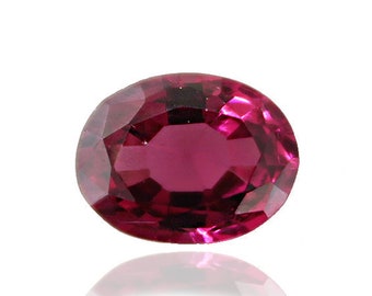 Granate rodolita rosa, talla ovalada, 10 x 8 mm, 3 ct. Gema natural suelta, rara y exclusiva.