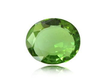 Natural Green Tourmaline, 4 carat Oval Loose Gemstone, 11X9 mm, Rare and Exclusive Natural Gemstone, Inclusion Free.